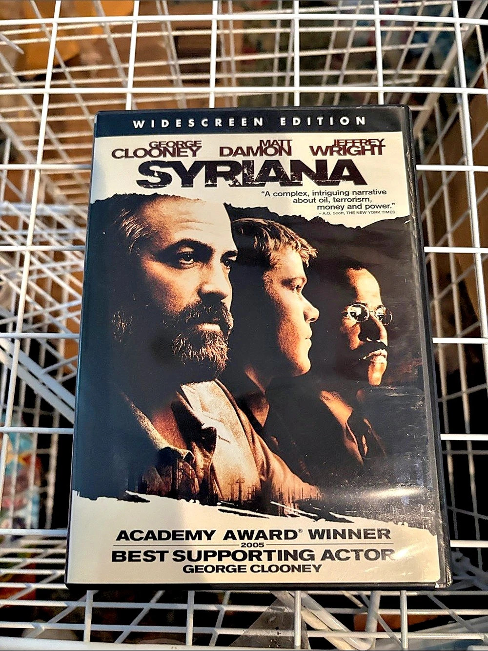 Warner Bros. Syriana. DVD Movie